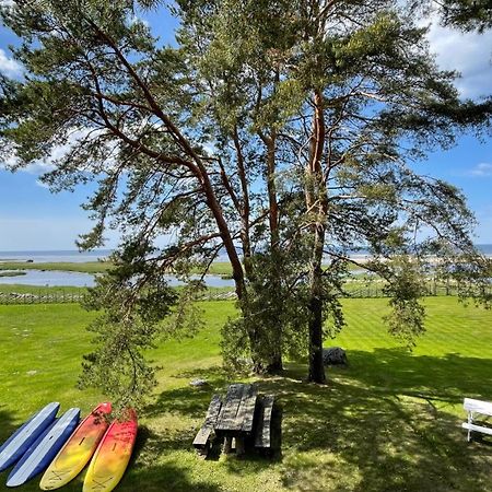 Kosmonautika Puhkekeskus Hotel Kabli Ngoại thất bức ảnh
